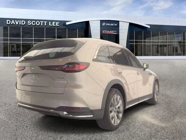 Used 2025 Platinum Quartz Mazda Premium Plus Package image 2