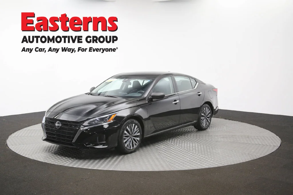 Used 2024 Black Nissan 2.5 SV image 51