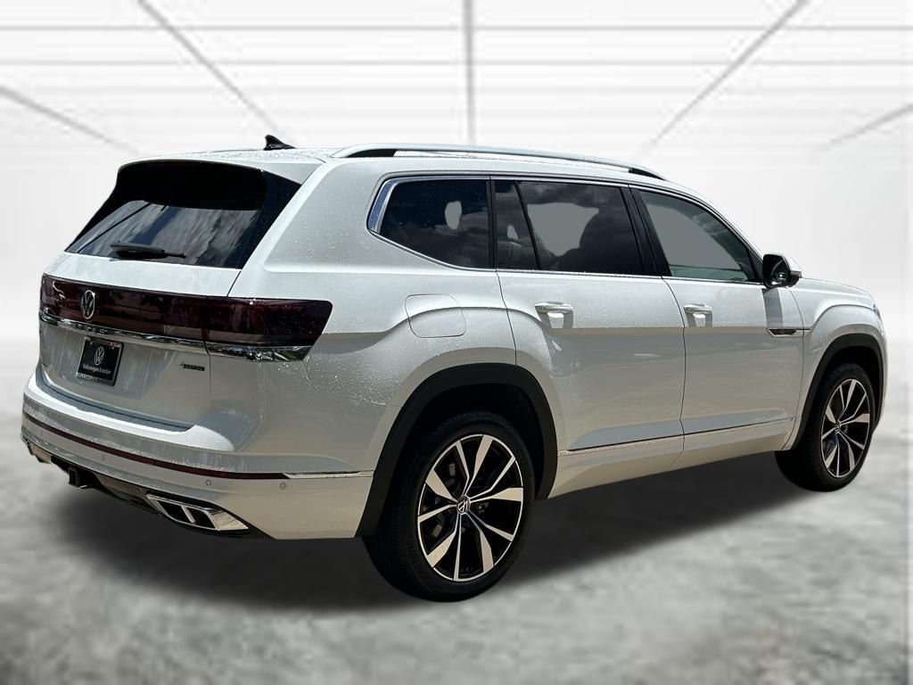 New 2026 White/off-white Volkswagen 2.0T SEL Premium R-Line image 4