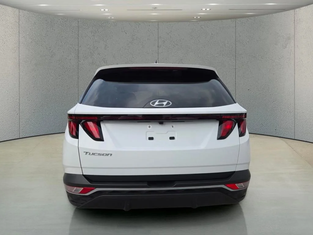 Used 2024 White Pearl Hyundai SEL image 4
