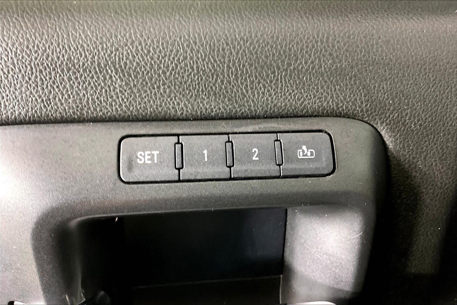 Used 2018 ONYX BLACK GMC Denali image 33