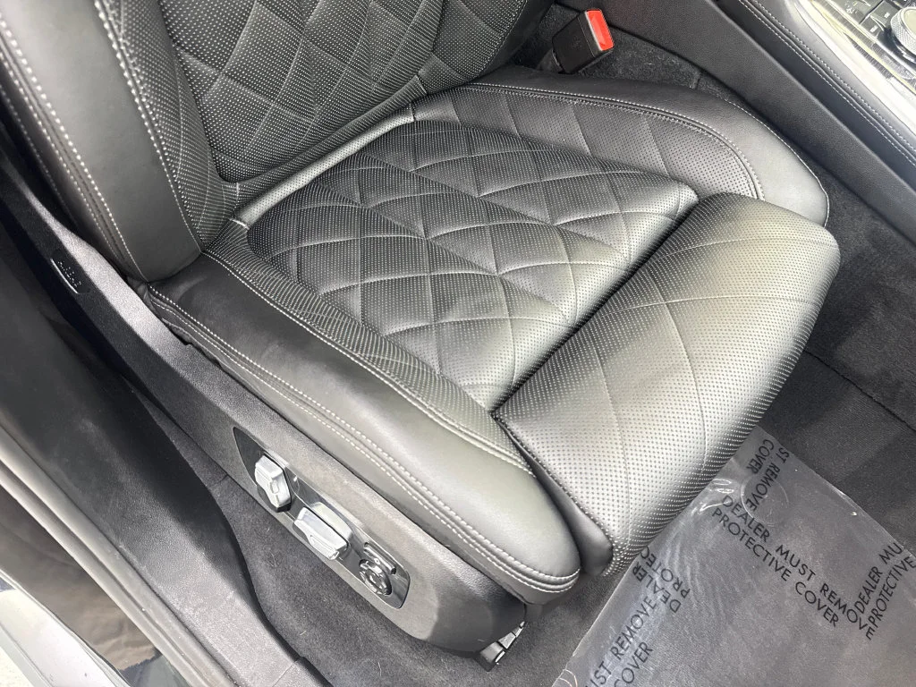 Used 2023 Black BMW xDrive40i image 53