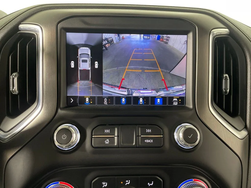 Used 2021 Black GMC AT4 image 17