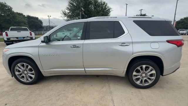 Used 2020 SILVER ICE METALLIC Chevrolet Premier image 5