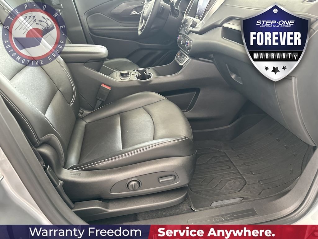 Used 2024 Silver GMC SLT image 39
