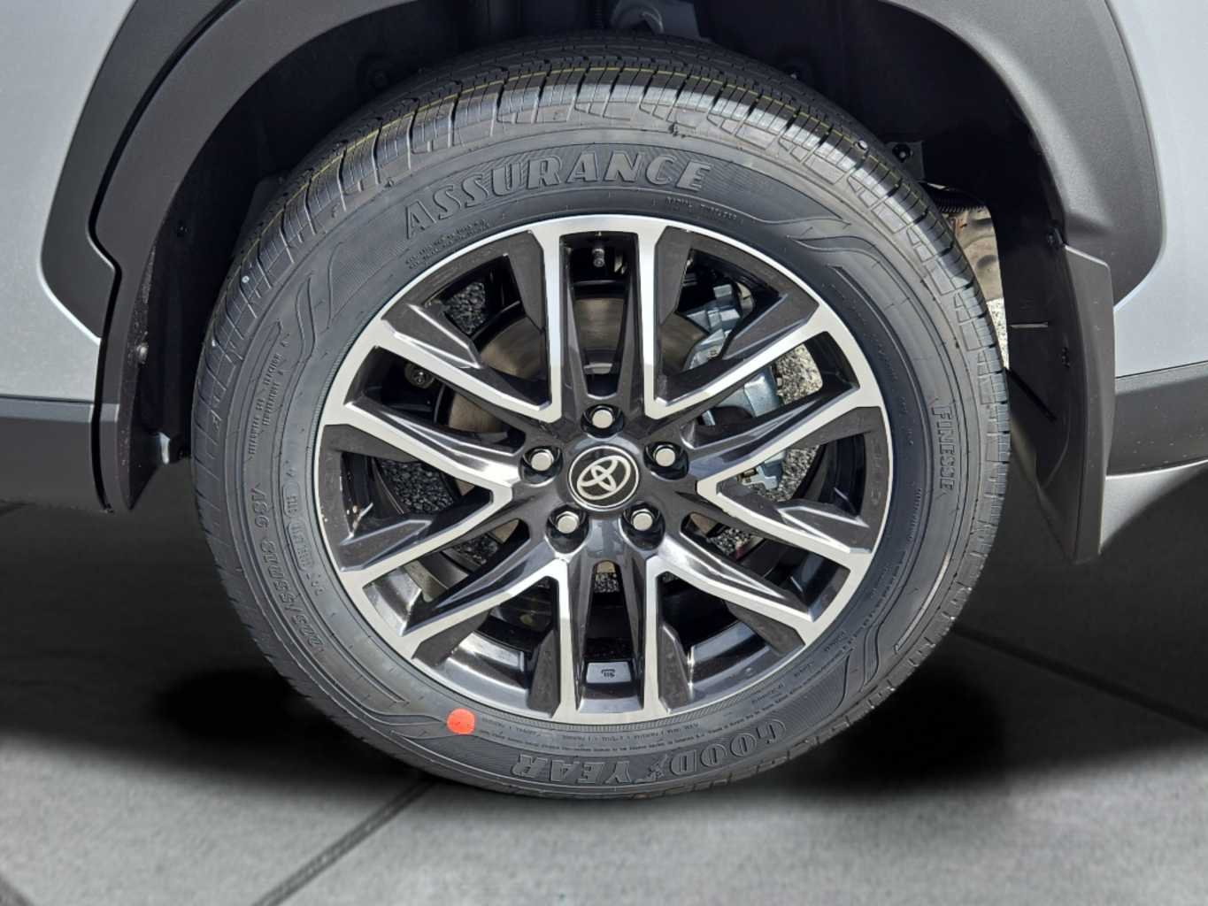New 2026 Sonic Silver Toyota XLE image 12