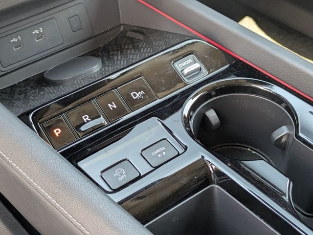 New 2026 Everest White Pearl TriCoat Nissan Platinum image 32