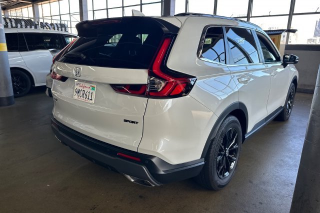 Certified Used 2024 Platinum White Pearl Honda Sport-L image 5