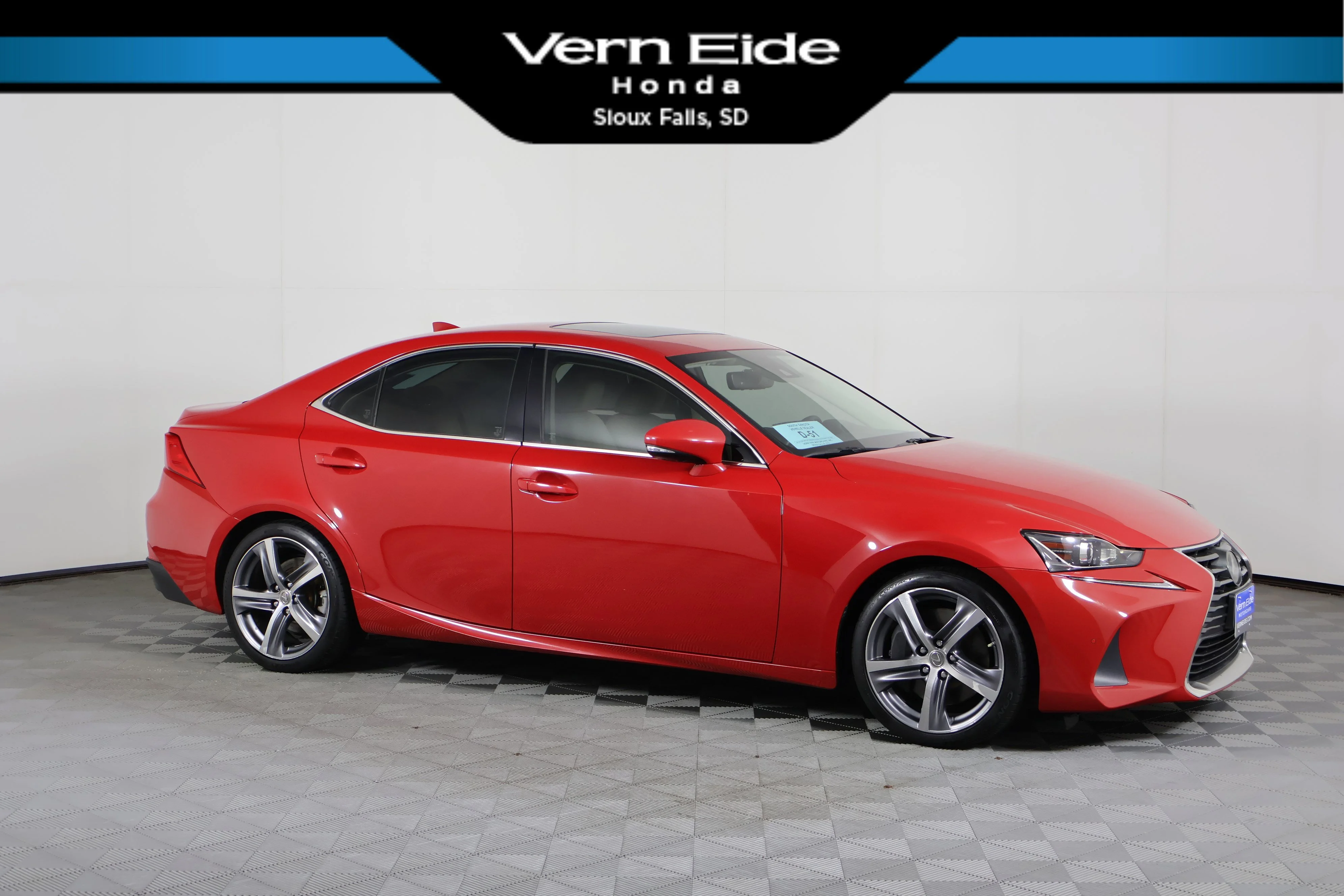 2019 Lexus IS