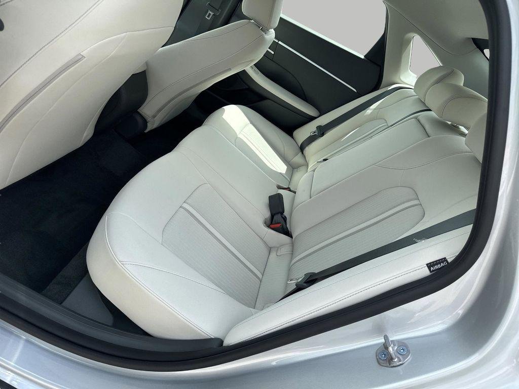 New 2026 Aero Silver Hyundai SEL Sport image 22