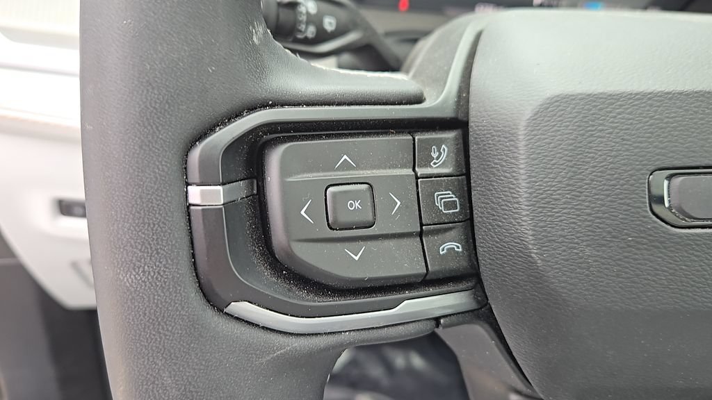 Used 2026 Hydro Blue Pearlcoat Jeep Limited image 12