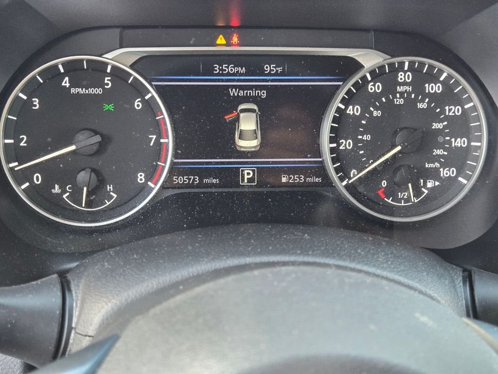 Used 2023 White Nissan SR image 24