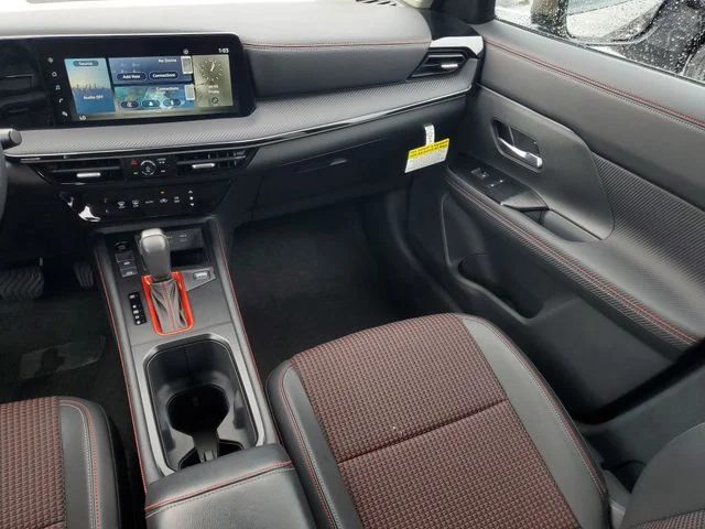 Used 2025 Brown Nissan SR image 16