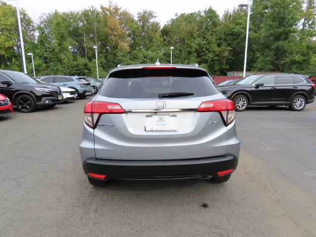 Certified Used 2021 Lunar Silver Metallic Honda EX image 5