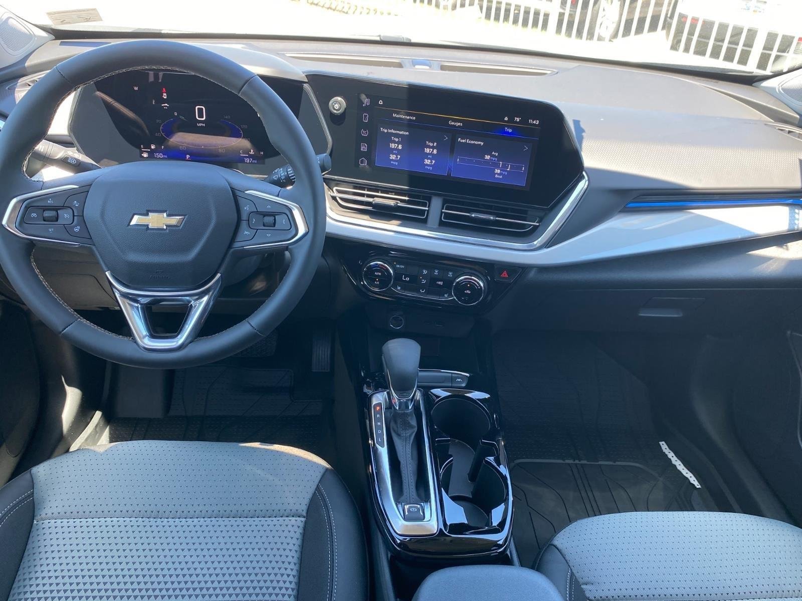 2026 Chevrolet Trax LT - Photo 12