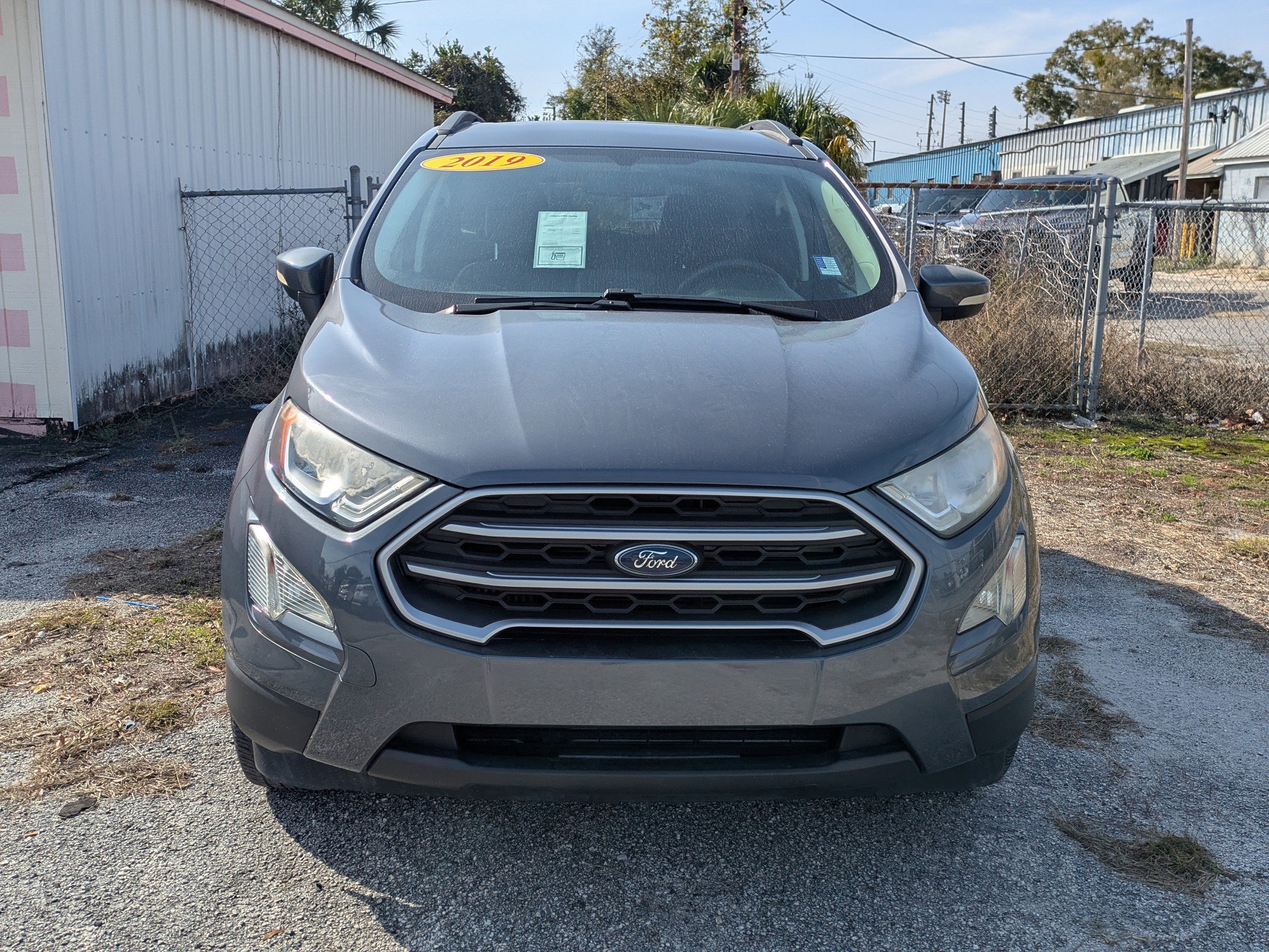 Used 2019 Smoke Metallic Ford SE image 9
