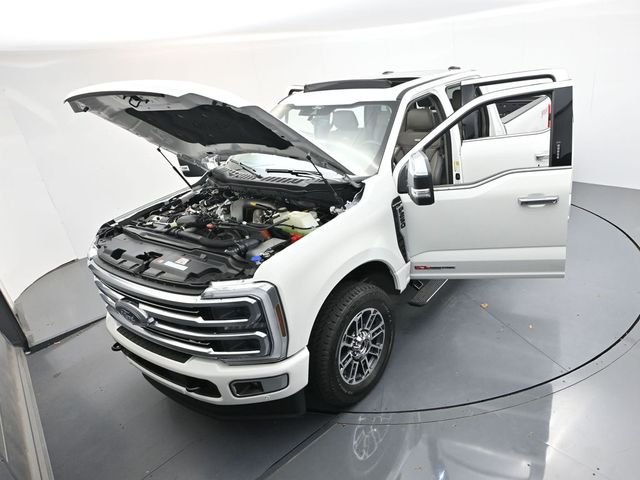 New 2026 Star White Metallic Tri-Coat Ford F-250® Platinum® image 55