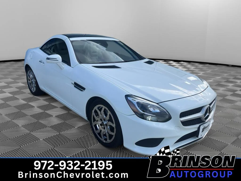 Used 2017 Polar White Mercedes-Benz 300 image 3