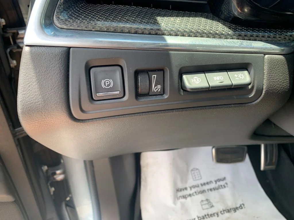 Used 2020 Gray Cadillac Sport image 33