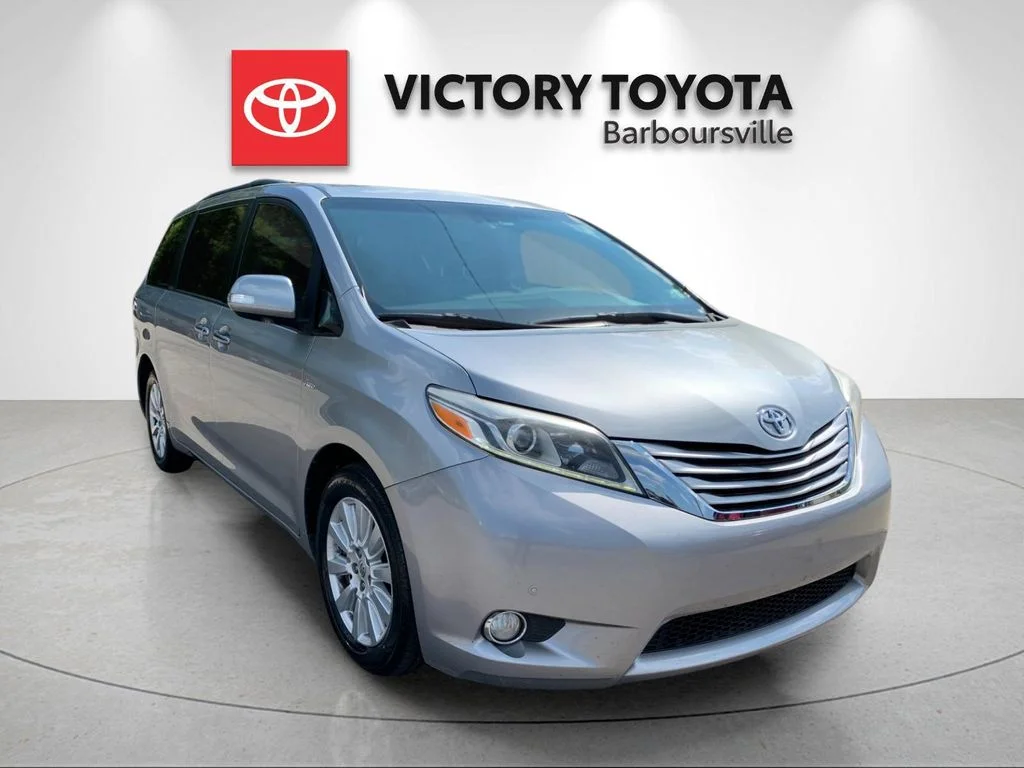 Used 2017 Silver Toyota Limited Premium image 5