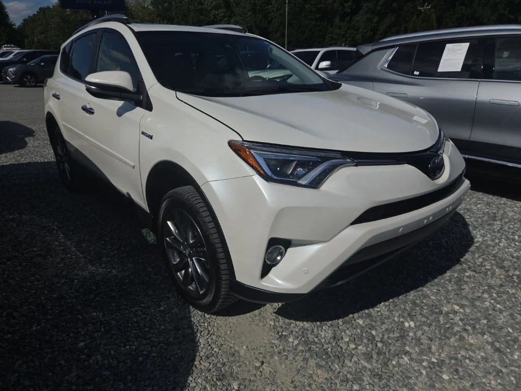 Used 2018 White Toyota Limited image 2