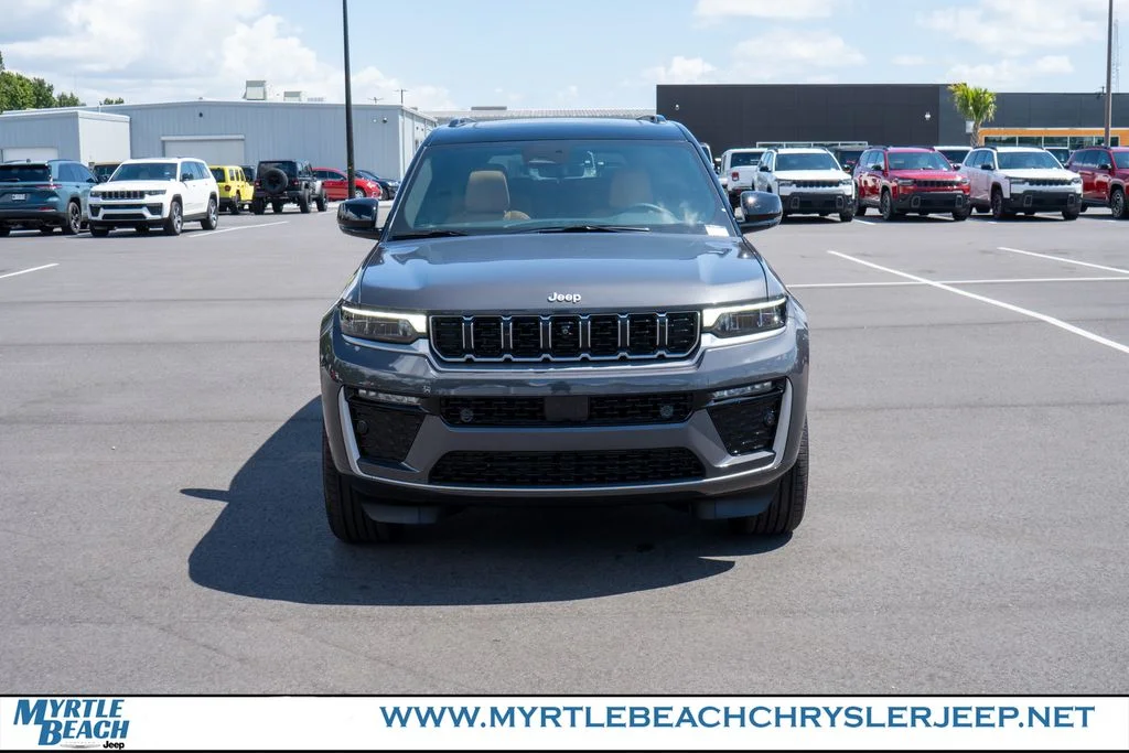 New 2026 Baltic Gray Metallic Clear-Coat Exterior Paint Jeep Summit image 9