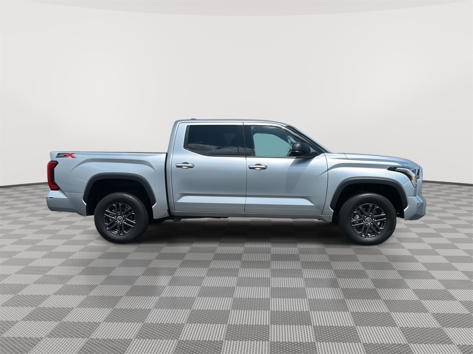 Used 2023 Toyota Tundra SR5 with VIN 5TFLA5DB8PX082547 for sale in Kansas City
