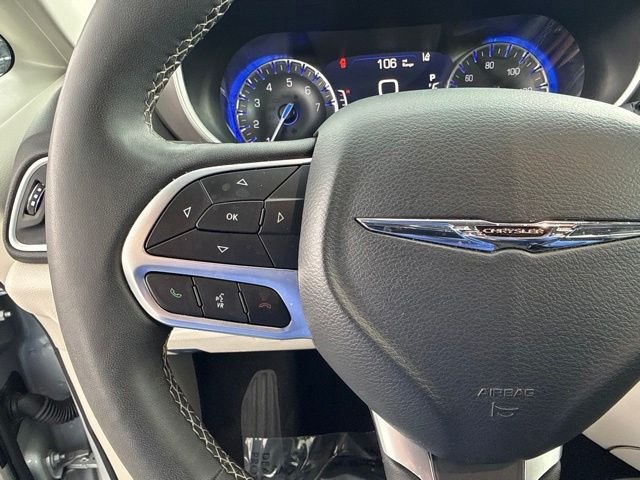 Used 2024 Silver Chrysler Touring L image 26
