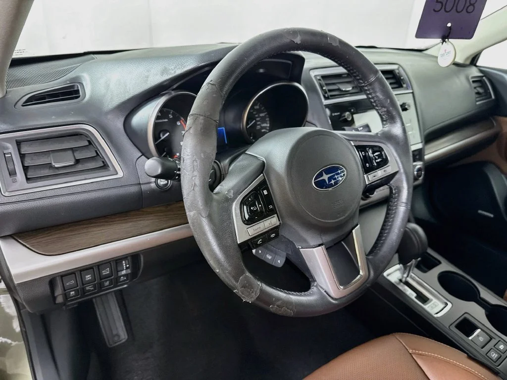 Used 2017 Green Subaru 2.5i image 9