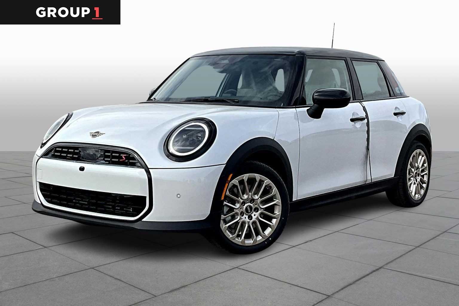 2026 MINI Hardtop Cooper S's photo