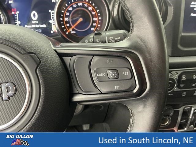 Used 2019 Bright White Clearcoat Jeep Sport Altitude image 10