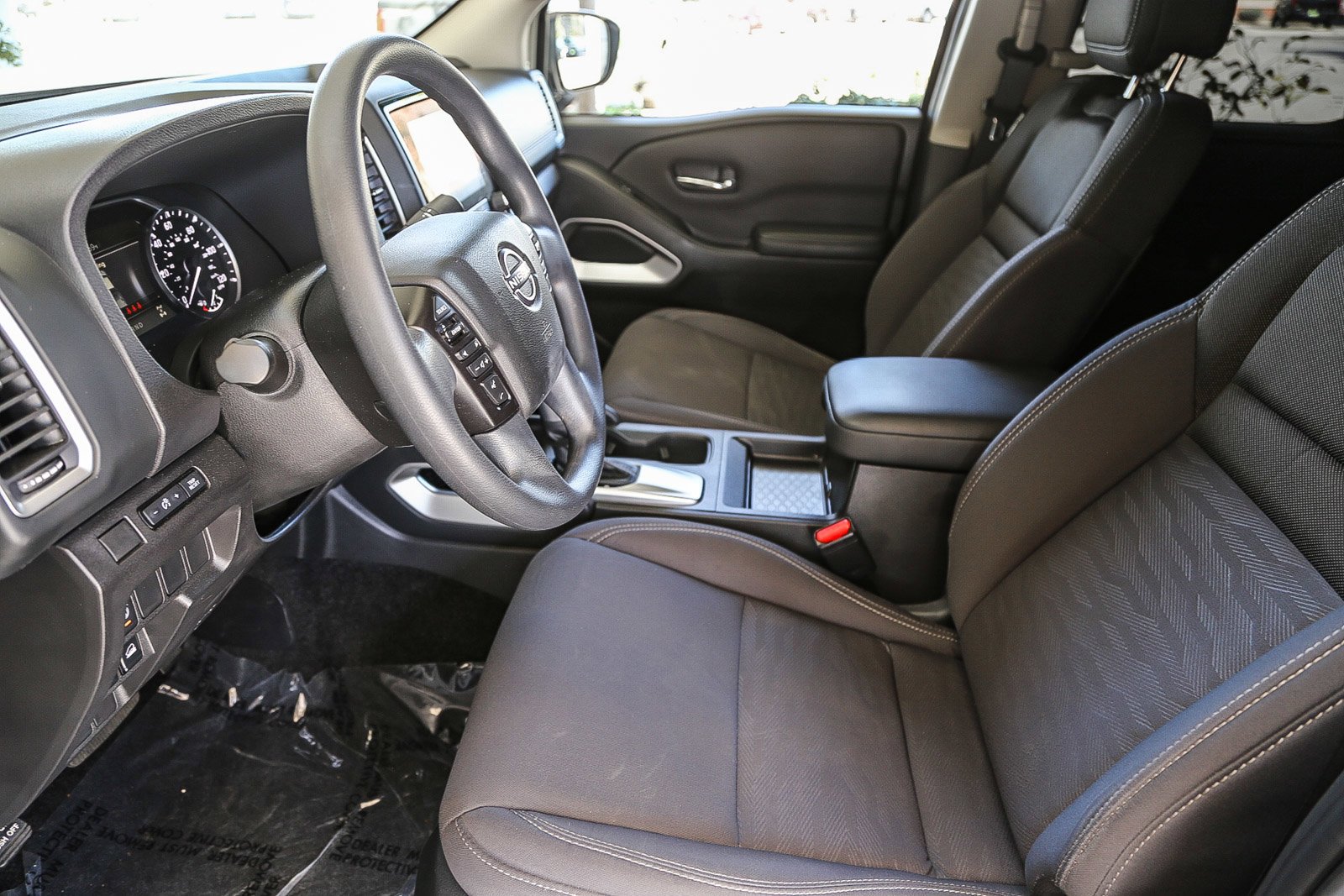 2023 Nissan Frontier SV - Photo 17