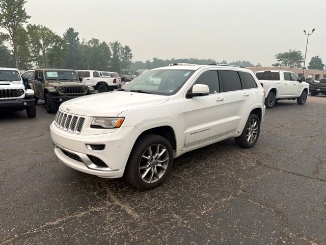 Used 2015 White Jeep Summit image 4