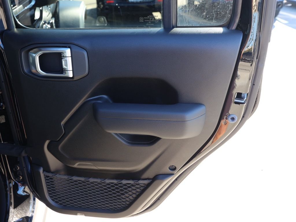 New 2026 Black Clear-Coat Exterior Paint Jeep Willys image 18