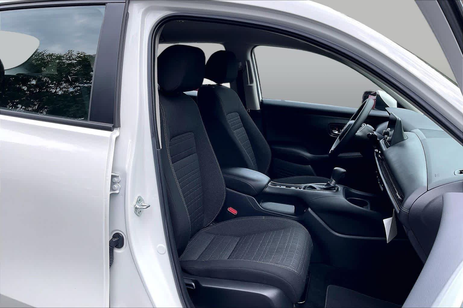 Used 2025 Platinum White Pearl Honda LX image 8