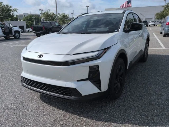 New 2026 Wind Chill Pearl Toyota SE image 8