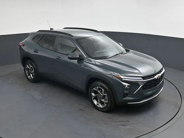 Used 2025 Gray Chevrolet LT image 22