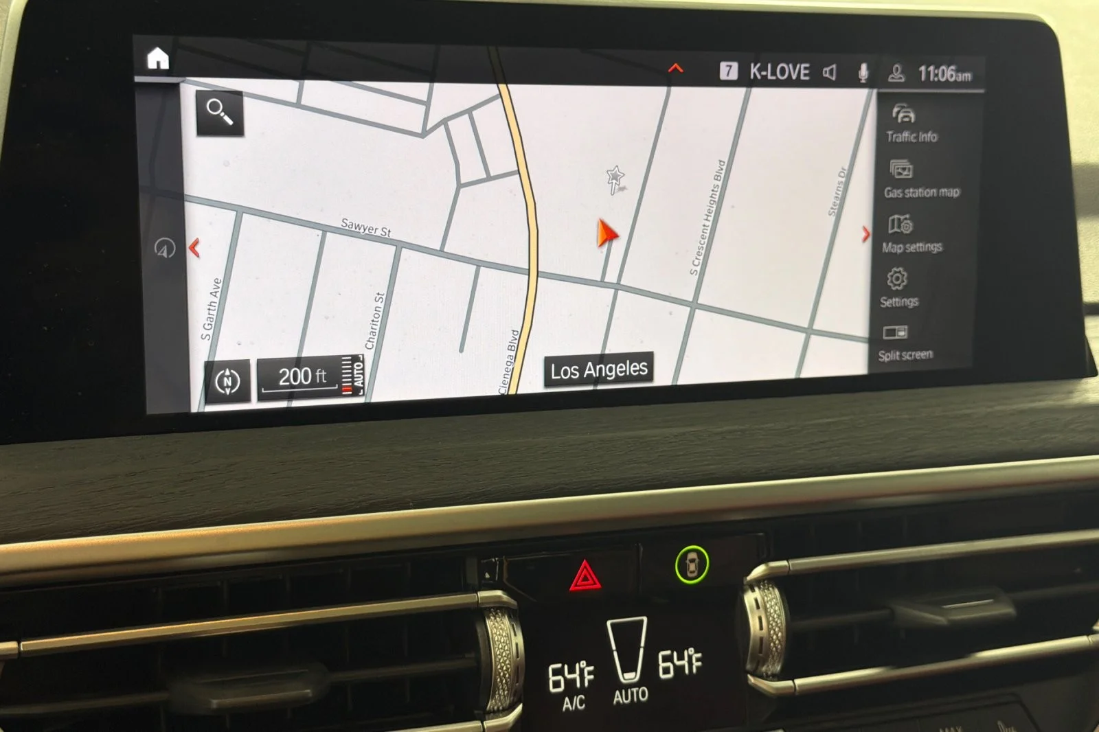 Used 2024 GRAY BMW sDrive30i Sports Activity Vehicle image 18
