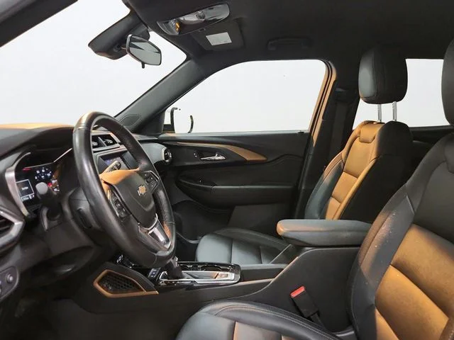 Used 2023 Yellow Chevrolet ACTIV image 15