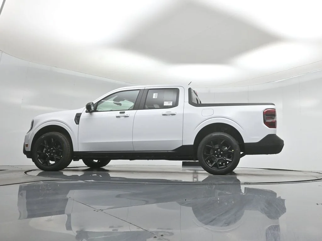 New 2026 White Ford Lariat image 52