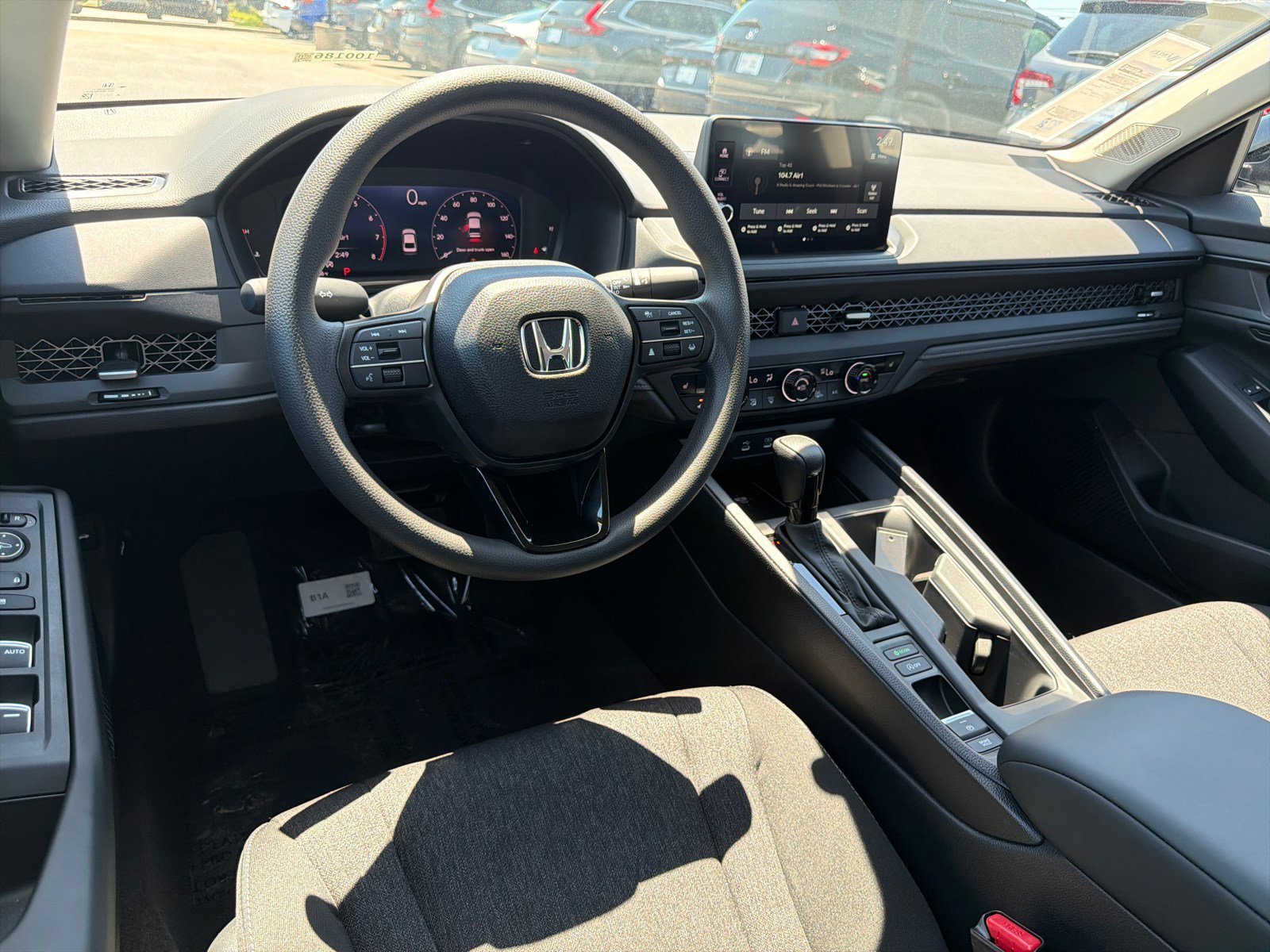 New 2026 Urban Gray Pearl Honda SE image 14