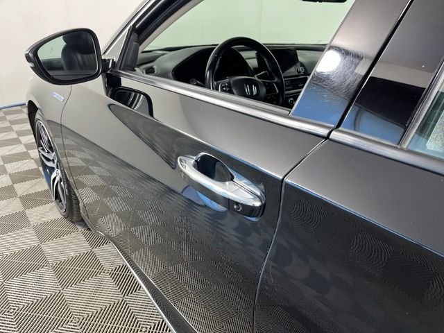 Used 2021 Black Honda Touring image 9