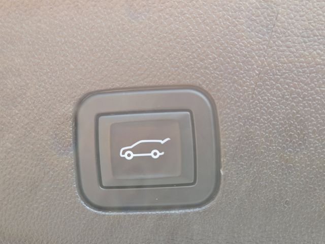 Used 2024 Summit White GMC Denali image 20
