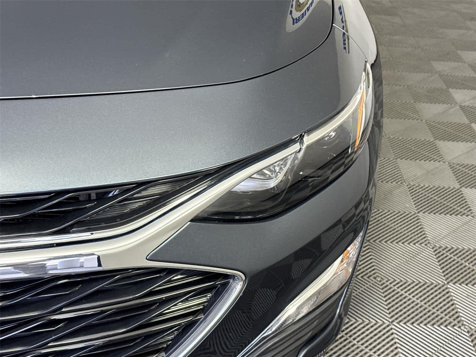 Used 2021 Shadow Gray Metallic Chevrolet RS image 9