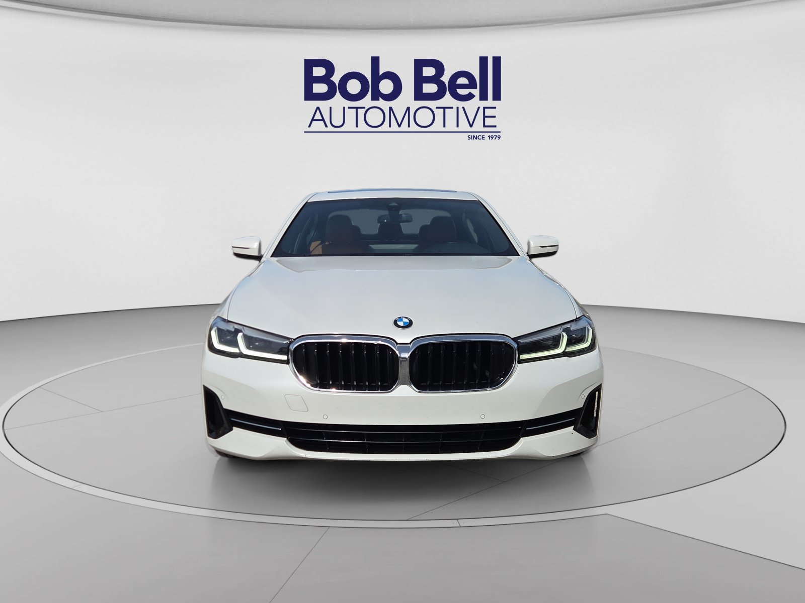 2022 BMW 5 Series 530i - Photo 8