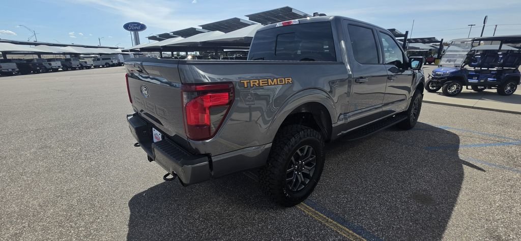 New 2026 Carbonized Gray Metallic Ford Tremor® image 7