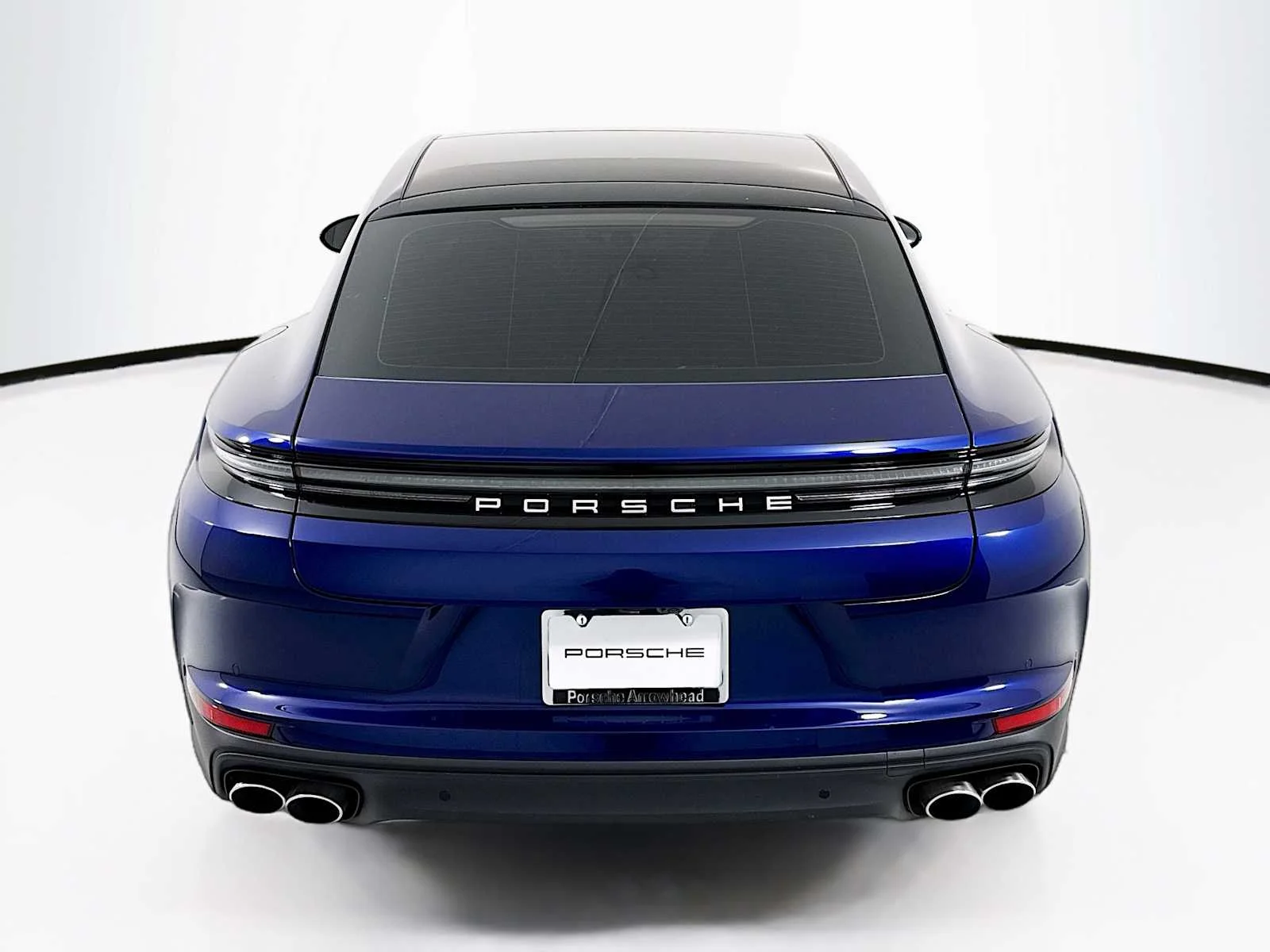 2026 Porsche Panamera 4 E-Hybrid - Photo 10