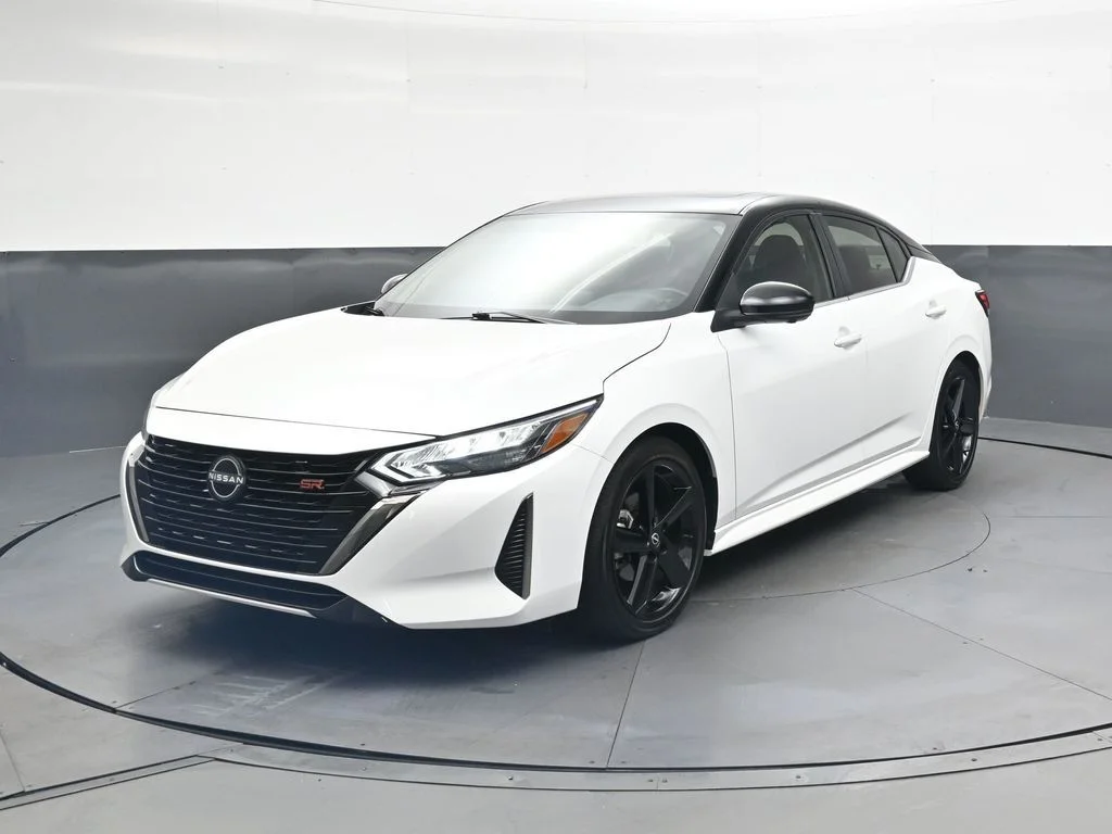 Used 2024 White Nissan SR image 14