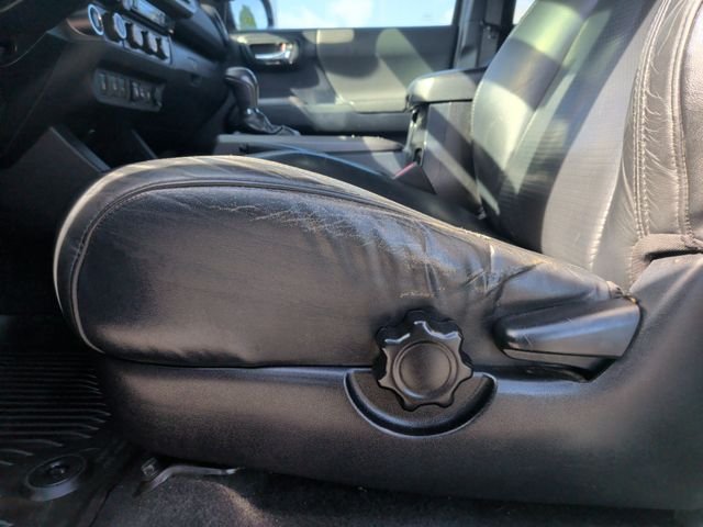 Used 2018 Gray Toyota TRD Off-Road image 13
