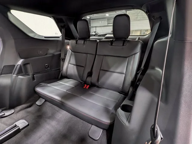 New 2027 Star White Metallic Tri-Coat Ford ST-Line image 46
